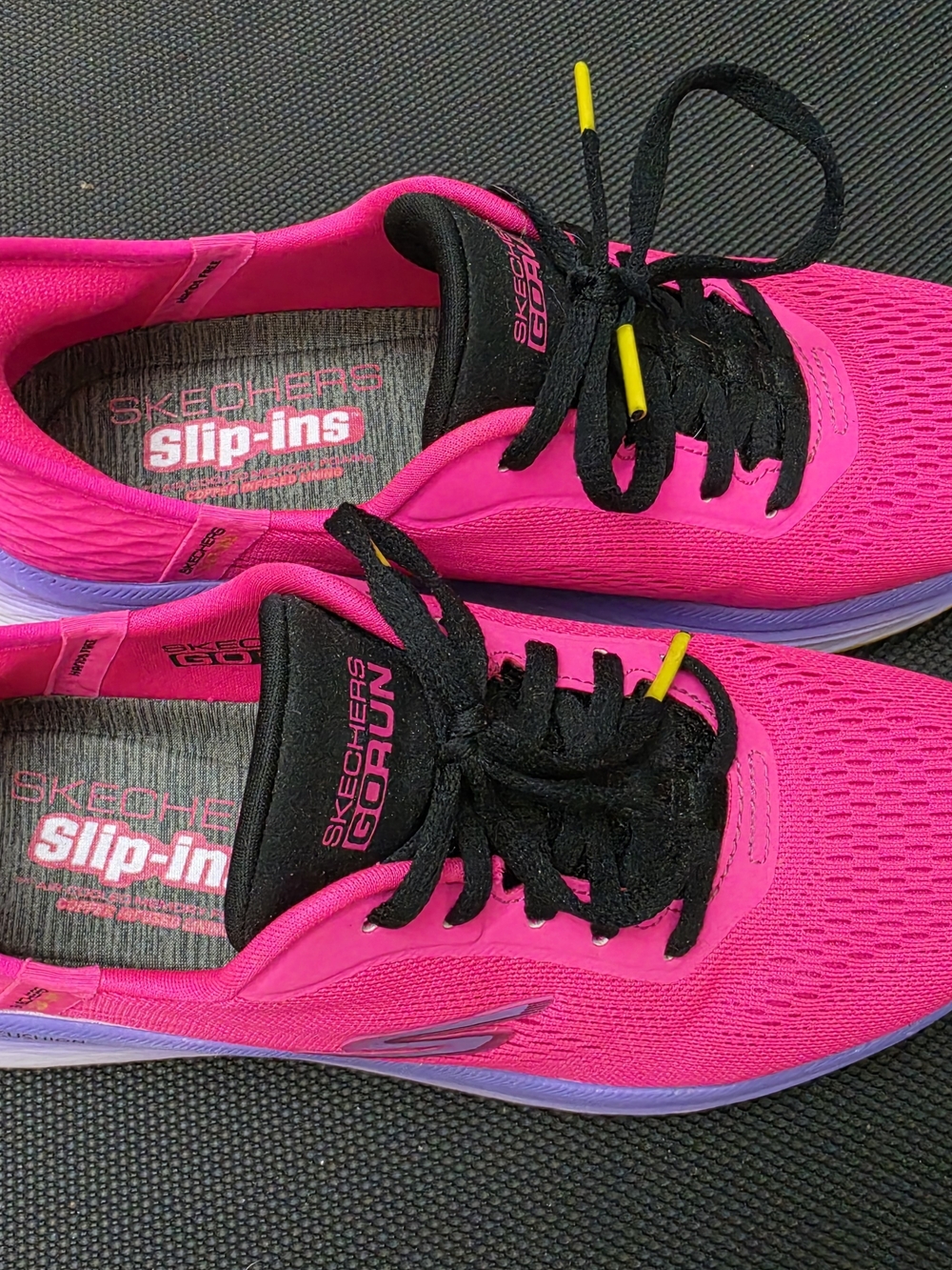 Skechers GOrun Slip-In Athletic Shoes in Bright Pink with Black Accents Like New - Picture 2 of 6
